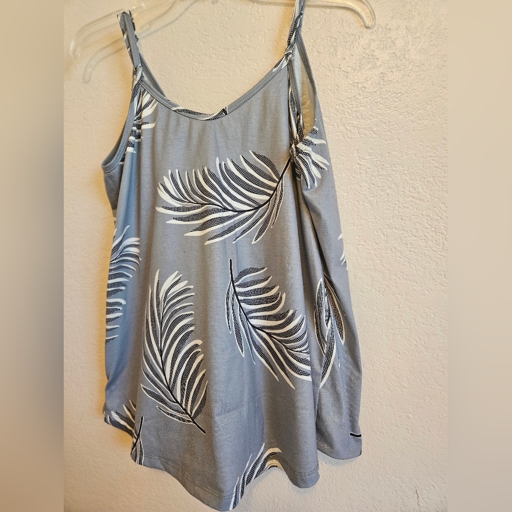 Tank top - Picture 2 of 3